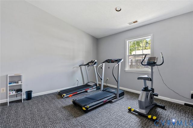 130 Arlington Sq, Ashland, VA 23005