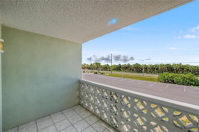 9 FORBES PLACE 205, Dunedin, FL 34698