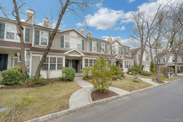 1403 Pondcrest Lane, White Plains, NY 10607