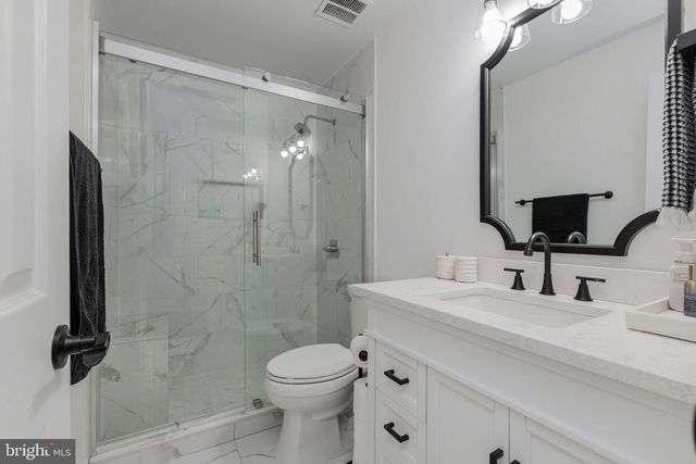 413 CLAYTON LN, Alexandria, VA 22304