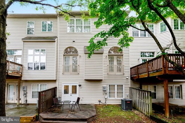 413 CLAYTON LN, Alexandria, VA 22304