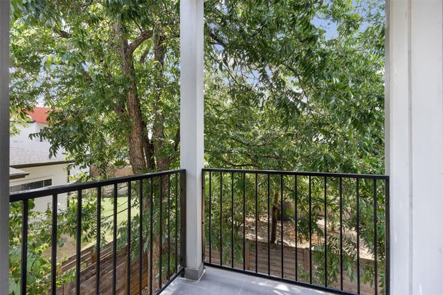 1609 Deloney ST B, Austin, TX 78721