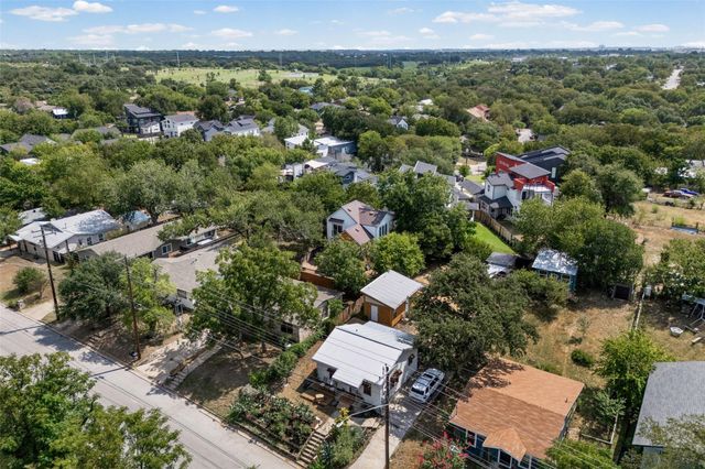 1609 Deloney ST B, Austin, TX 78721