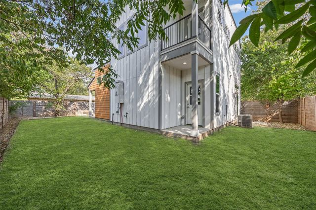 1609 Deloney ST B, Austin, TX 78721