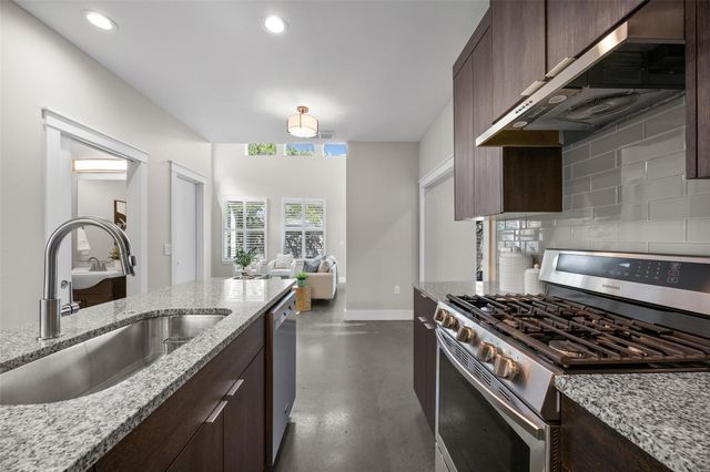 1609 Deloney ST B, Austin, TX 78721