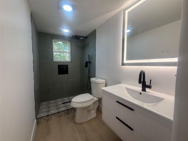 5903 Nancy DR B, Austin, TX 78745