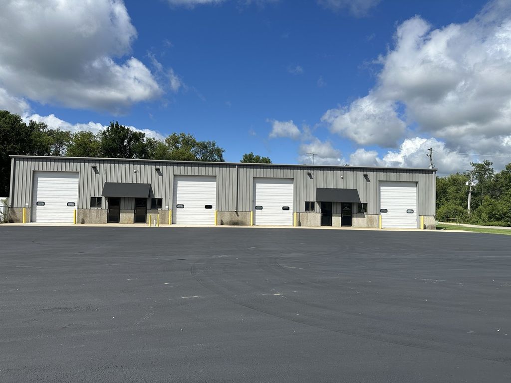 5409 Craftwell Drive B, Ringwood, IL 60072