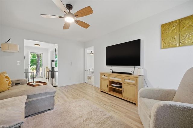 987 Bells Mill RD, Chesapeake, VA 23322