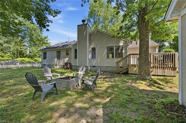 987 Bells Mill RD, Chesapeake, VA 23322