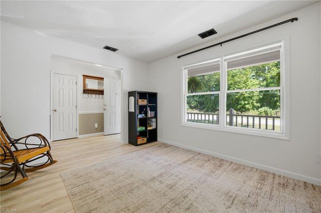 987 Bells Mill RD, Chesapeake, VA 23322