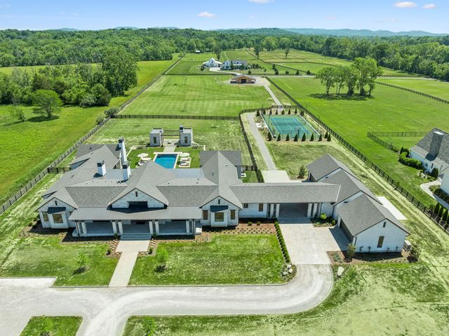 2077 Wilson Pike, Franklin, TN 37067