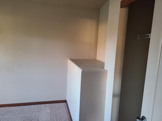 225 Maple Point Boulevard, Mapleton, ND 58059