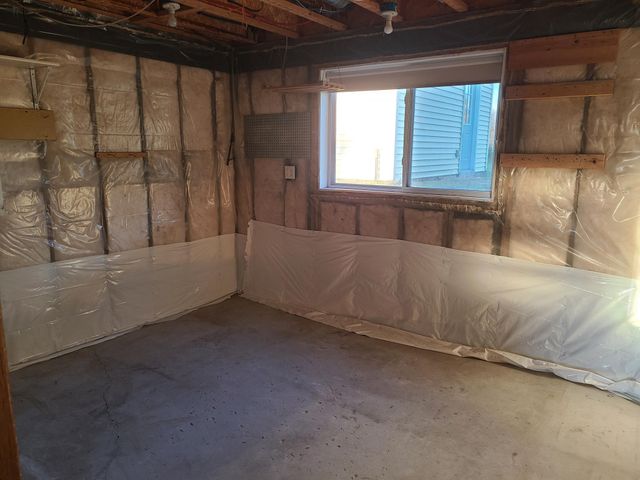 225 Maple Point Boulevard, Mapleton, ND 58059