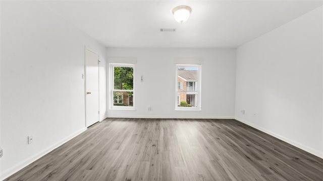 7525 Brompton Street 7525, Houston, TX 77025