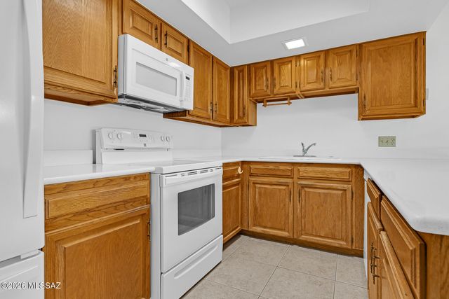 7456 E Covey Drive, Tucson, AZ 85750