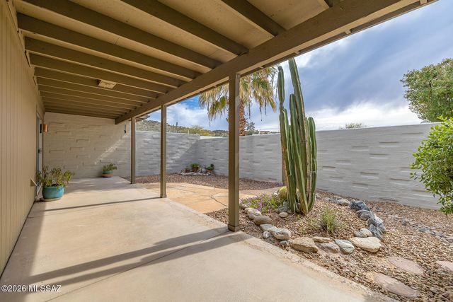 7456 E Covey Drive, Tucson, AZ 85750