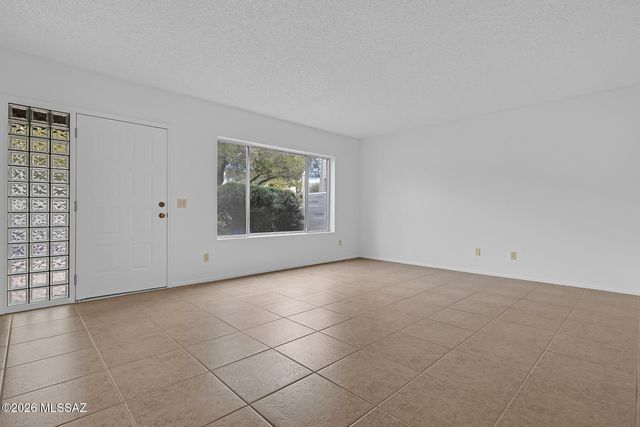 7456 E Covey Drive, Tucson, AZ 85750