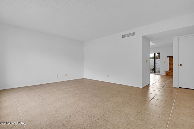 7456 E Covey Drive, Tucson, AZ 85750