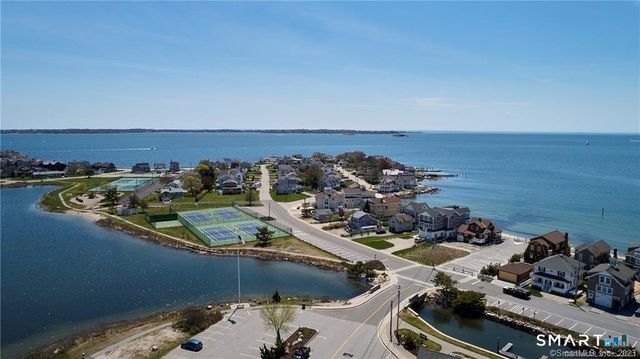 12 Middlefield Street, Groton, CT 06340