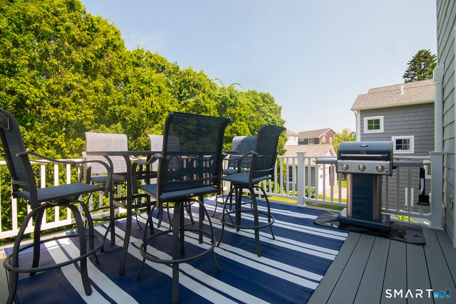 12 Middlefield Street, Groton, CT 06340
