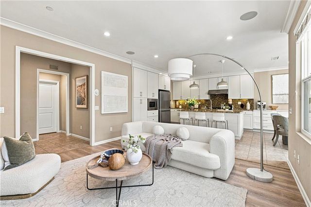259 Rodeo, Irvine, CA 92602
