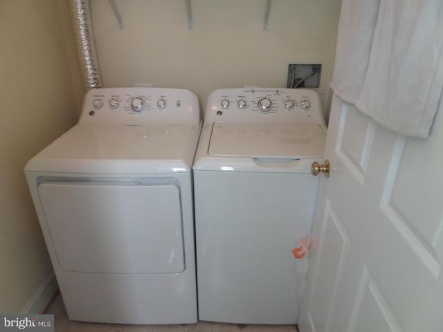 1136 KEOKUK TER NE, Leesburg, VA 20176