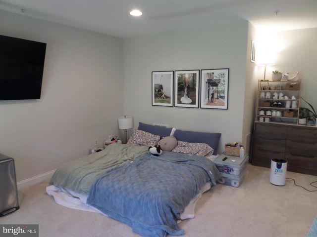 1136 KEOKUK TER NE, Leesburg, VA 20176