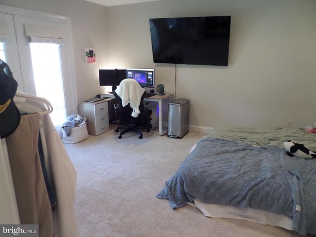 1136 KEOKUK TER NE, Leesburg, VA 20176