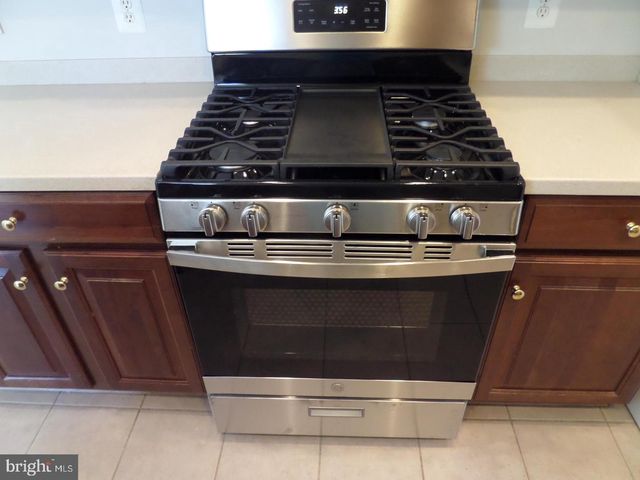 1136 KEOKUK TER NE, Leesburg, VA 20176