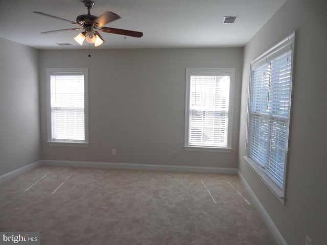1136 KEOKUK TER NE, Leesburg, VA 20176