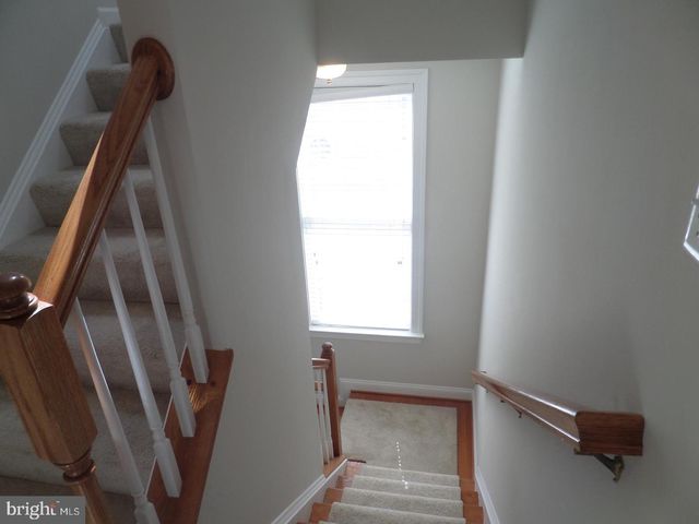 1136 KEOKUK TER NE, Leesburg, VA 20176