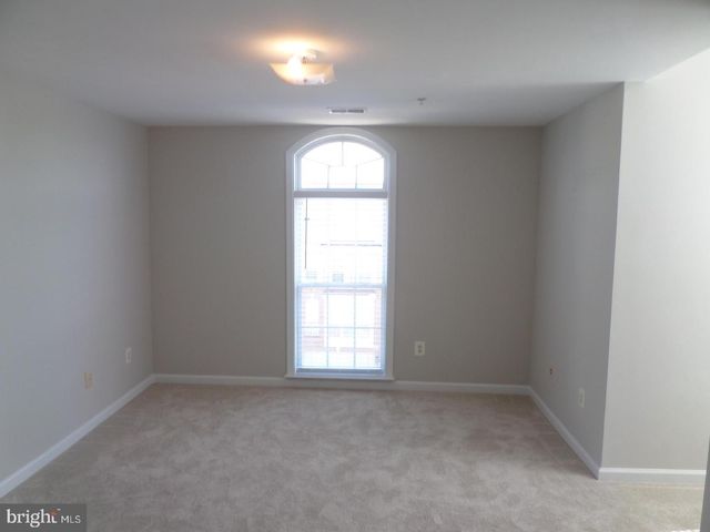 1136 KEOKUK TER NE, Leesburg, VA 20176