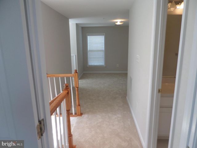 1136 KEOKUK TER NE, Leesburg, VA 20176