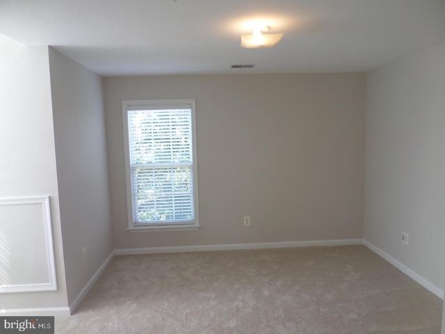 1136 KEOKUK TER NE, Leesburg, VA 20176
