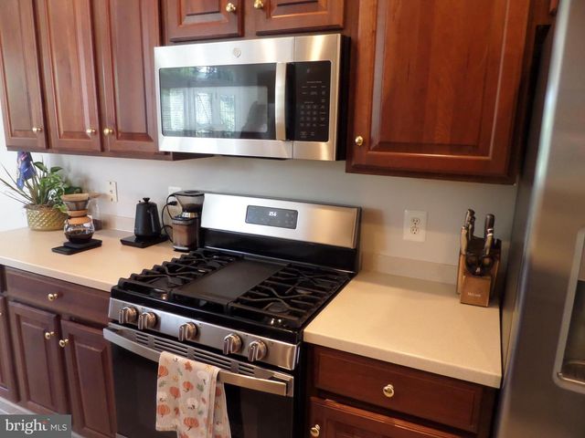 1136 KEOKUK TER NE, Leesburg, VA 20176