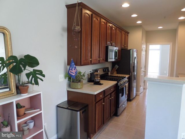 1136 KEOKUK TER NE, Leesburg, VA 20176
