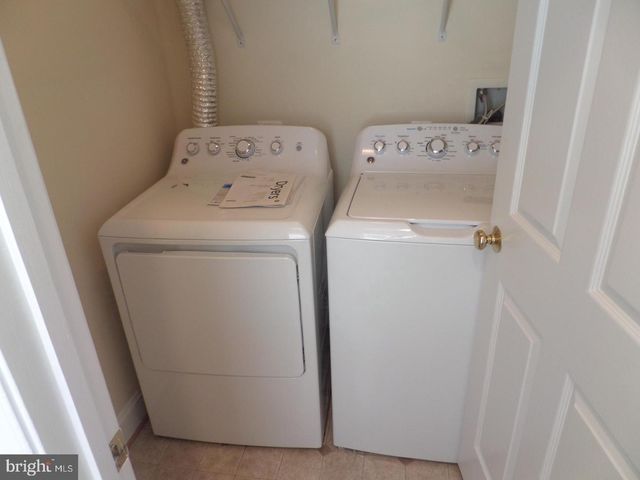 1136 KEOKUK TER NE, Leesburg, VA 20176
