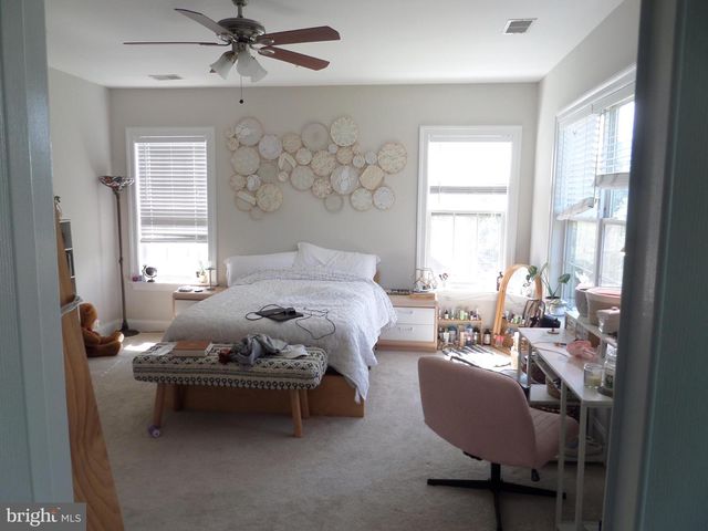 1136 KEOKUK TER NE, Leesburg, VA 20176