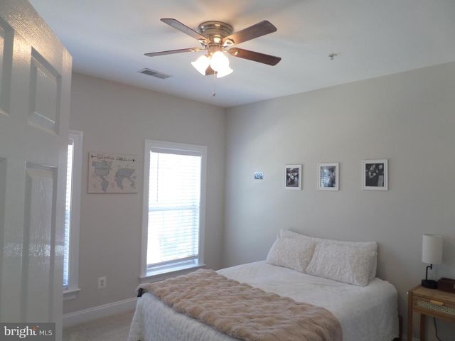 1136 KEOKUK TER NE, Leesburg, VA 20176