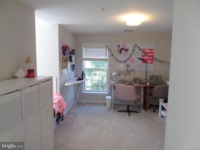 1136 KEOKUK TER NE, Leesburg, VA 20176