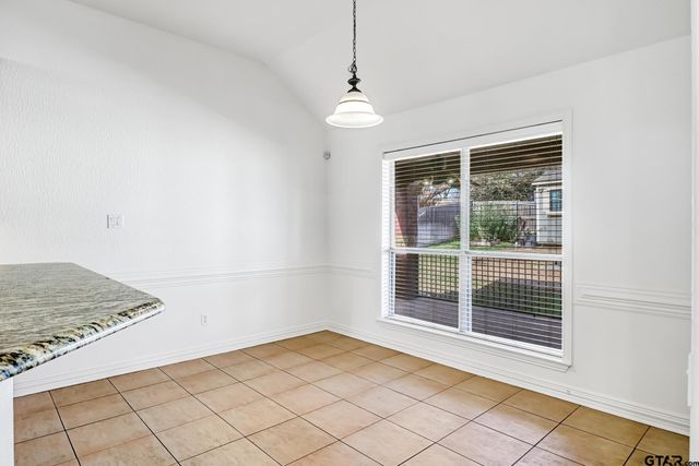 2000 Rana Park, Flint, TX 75762