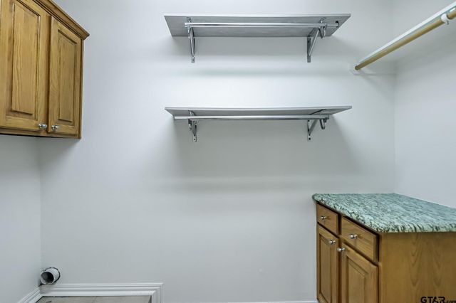 2000 Rana Park, Flint, TX 75762