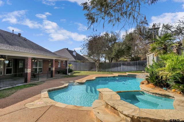 2000 Rana Park, Flint, TX 75762