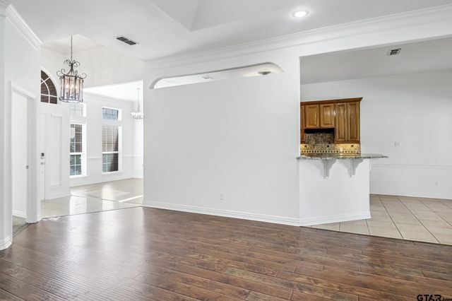 2000 Rana Park, Flint, TX 75762