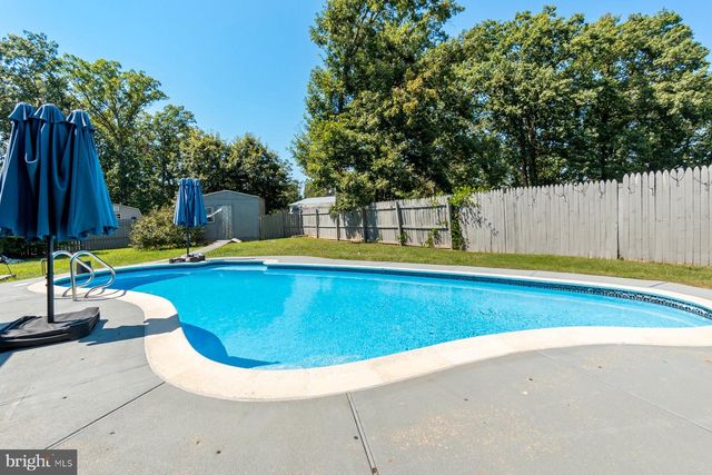 12111 WINDBROOK DR, Clinton, MD 20735