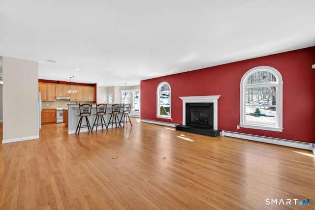 64 Summerwood Ridge, Tolland, CT 06084