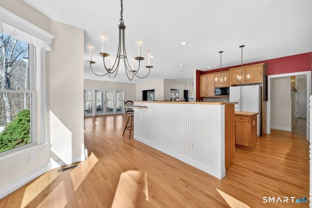 64 Summerwood Ridge, Tolland, CT 06084