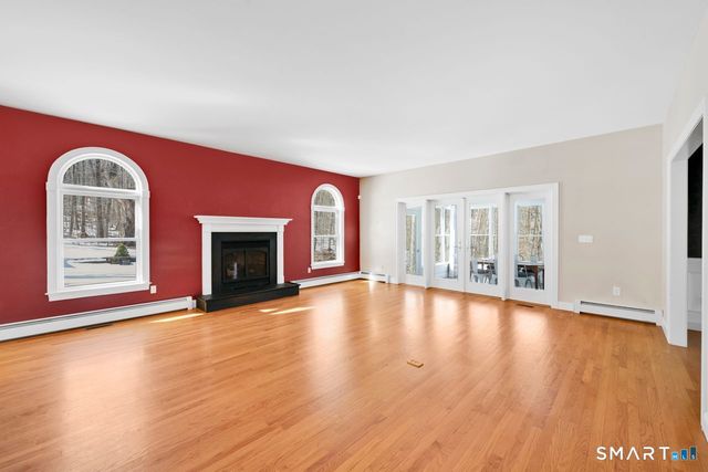 64 Summerwood Ridge, Tolland, CT 06084