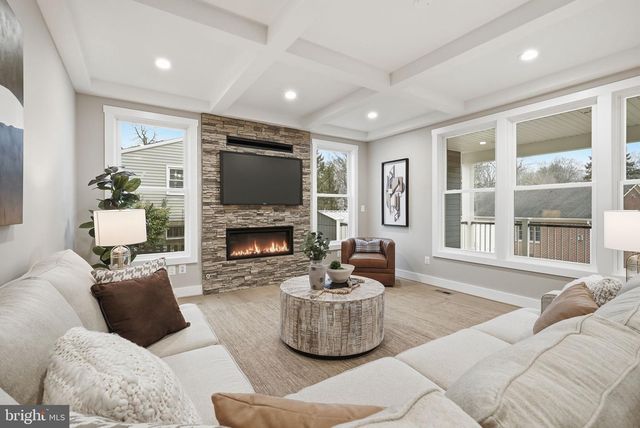 3410 BURROWS AVE, Fairfax, VA 22030