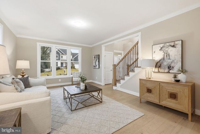 3410 BURROWS AVE, Fairfax, VA 22030